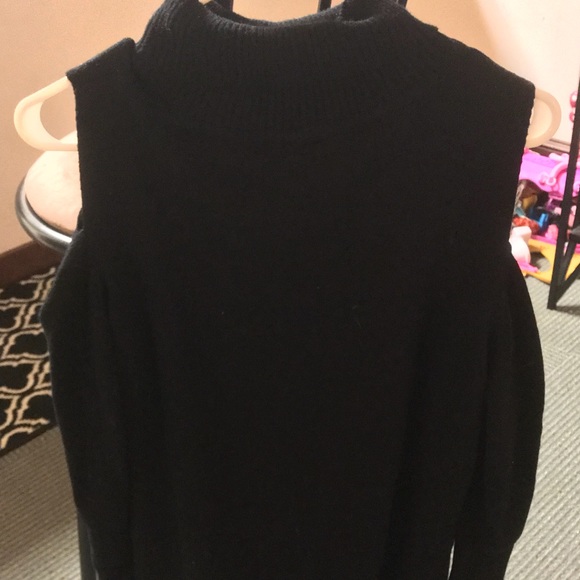 Women’s Love Token sweater - Picture 1 of 1